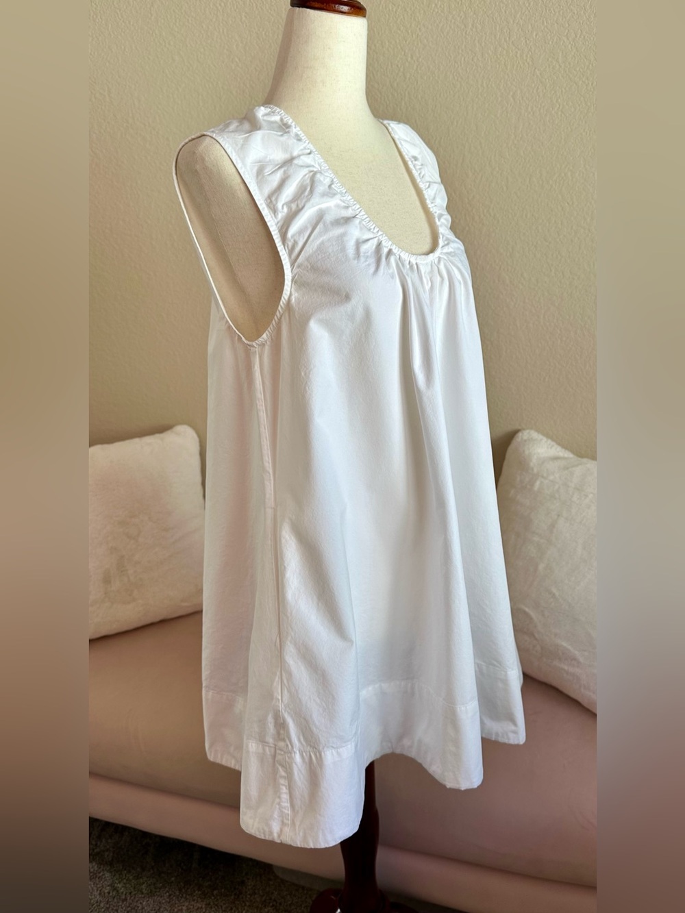 Princess Polly Mini Sheath Dress Sleeveless Crisp White Pockets Women’s US 4 Mod